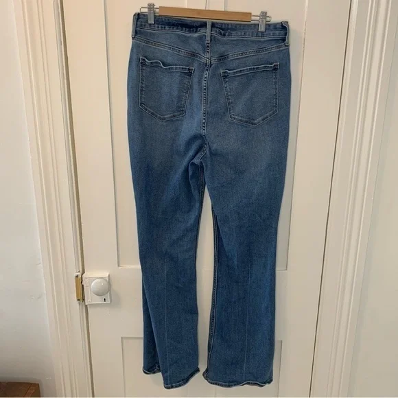 High Rise Flare Distressed Jeans - Picture 3 of 4